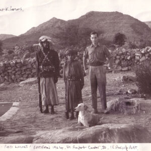 Lieutenant Rupert Conder with Muscat Tribesmen in Aden Royal Anglian Regiment