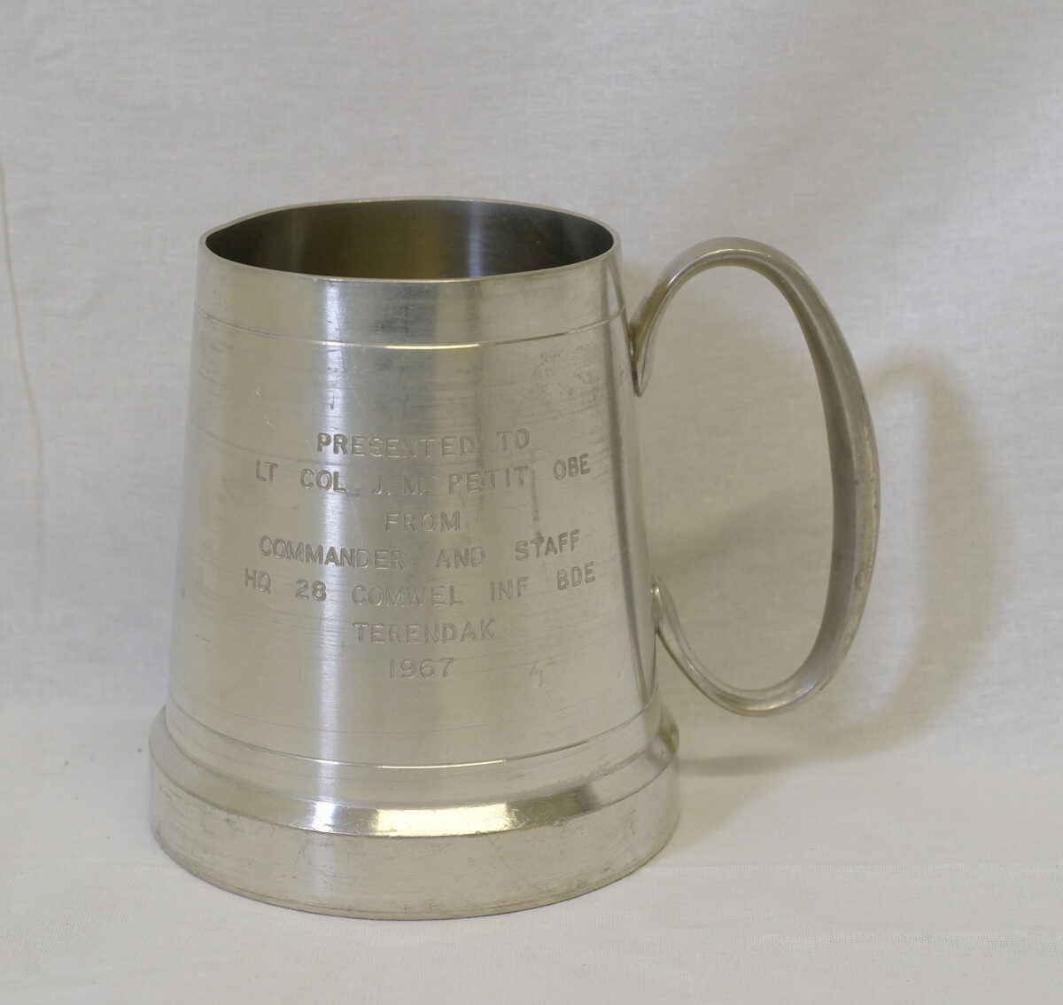 Pewter Mug presentation Commander and Staff HQ 28 Comwel Infantry Brigade Terendak 1967