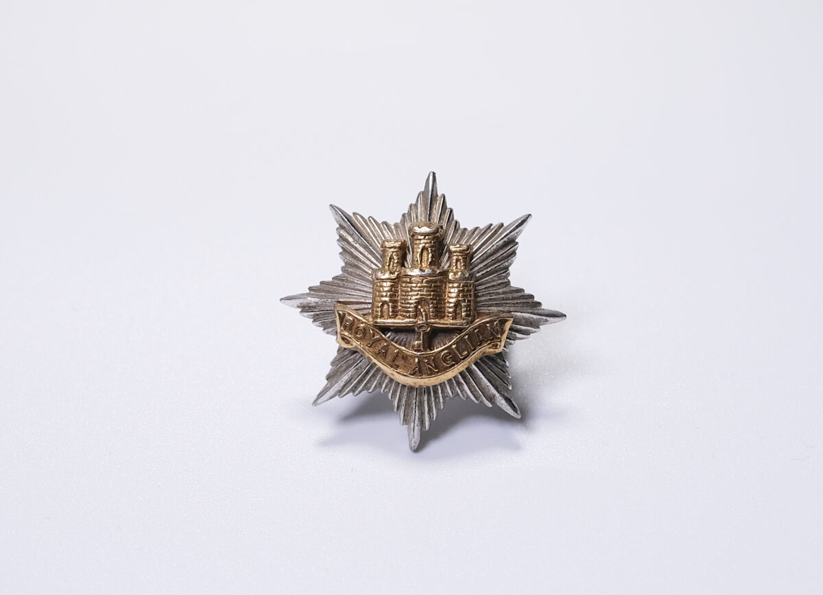 Royal Anglian Regiment Capbadge