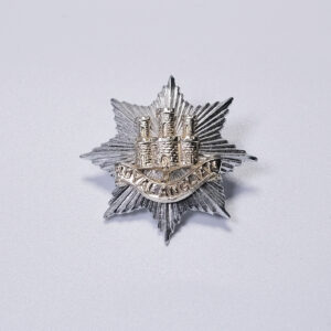 Royal Anglian Regiment capbadge soldiers