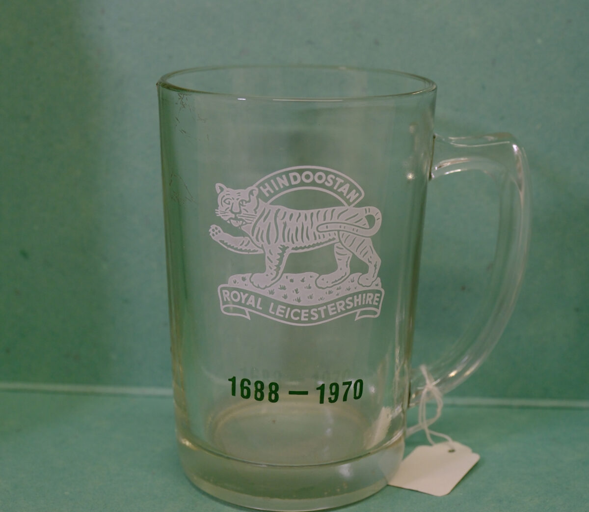 Royal Leicestershire Regiment Hindoostan Glass presentation Mug 1970 Royal Leicestershire Regiment Hindoostan Glass presentation Mug 1970