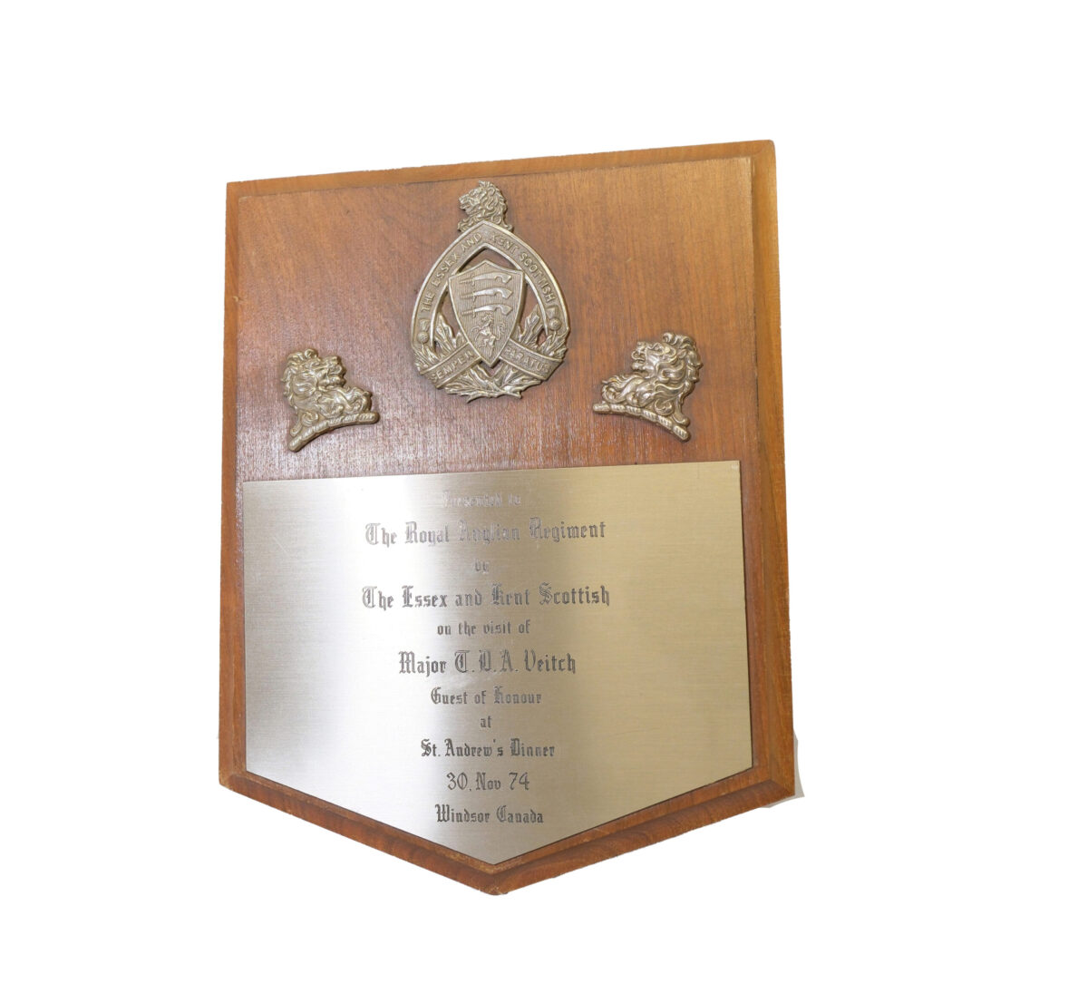 Presentation Plaque The Essex and Kent Scottish Presentation Plaque The Essex and Kent Scottish