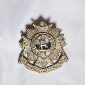 Bedfordshire and Hertfordshire Regiment cap badge Bedfordshire and Hertfordshire Regiment cap badge