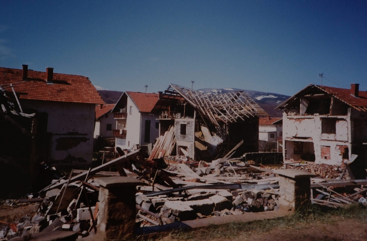 2nd Battalion Royal Anglian Regiment deployed to Bosnia in 1991/92, United Nations peacekeeping force UNPROFOR. 2nd Battalion Royal Anglian Regiment deployed to Bosnia in 1991/92, United Nations peacekeeping force UNPROFOR.