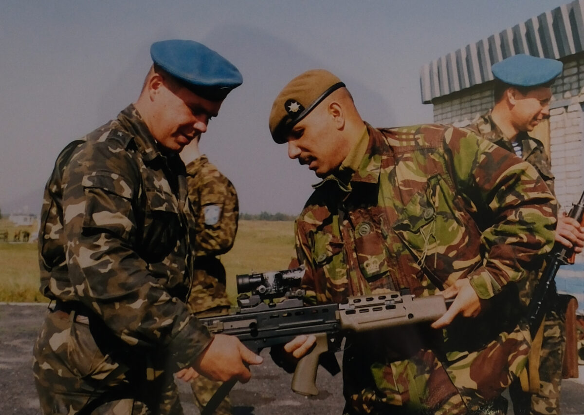 WO2 (CSM) Hill Royal Anglian Regiment, with Ukraine Soldiers