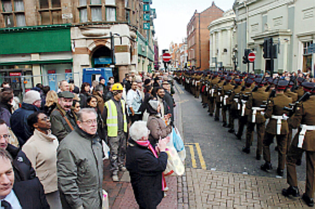 Soldiers from the 2nd Battalion Royal Anglian Regiment march through Leicester city centre. The scene in Town Hall Square. On 20 March 2007.