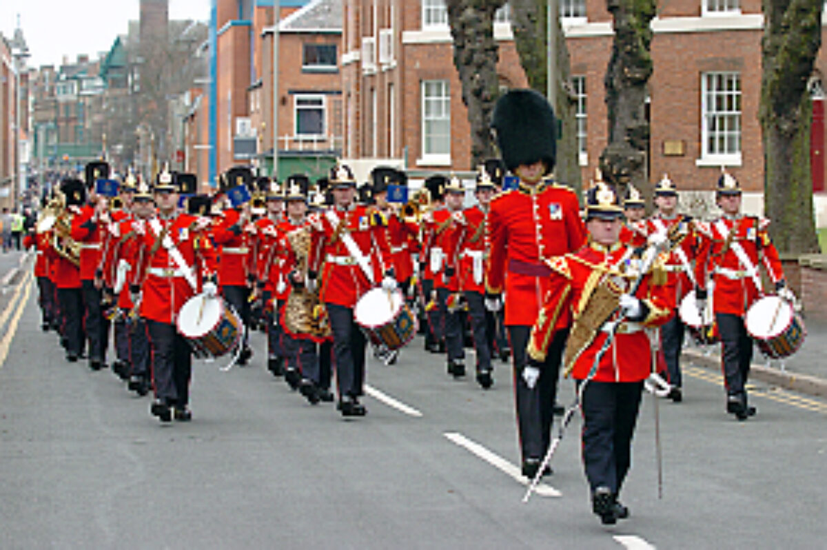 Soldiers from the 2nd Battalion Royal Anglian Regiment march through Leicester city centre. The scene in Town Hall Square. On 20 March 2007.