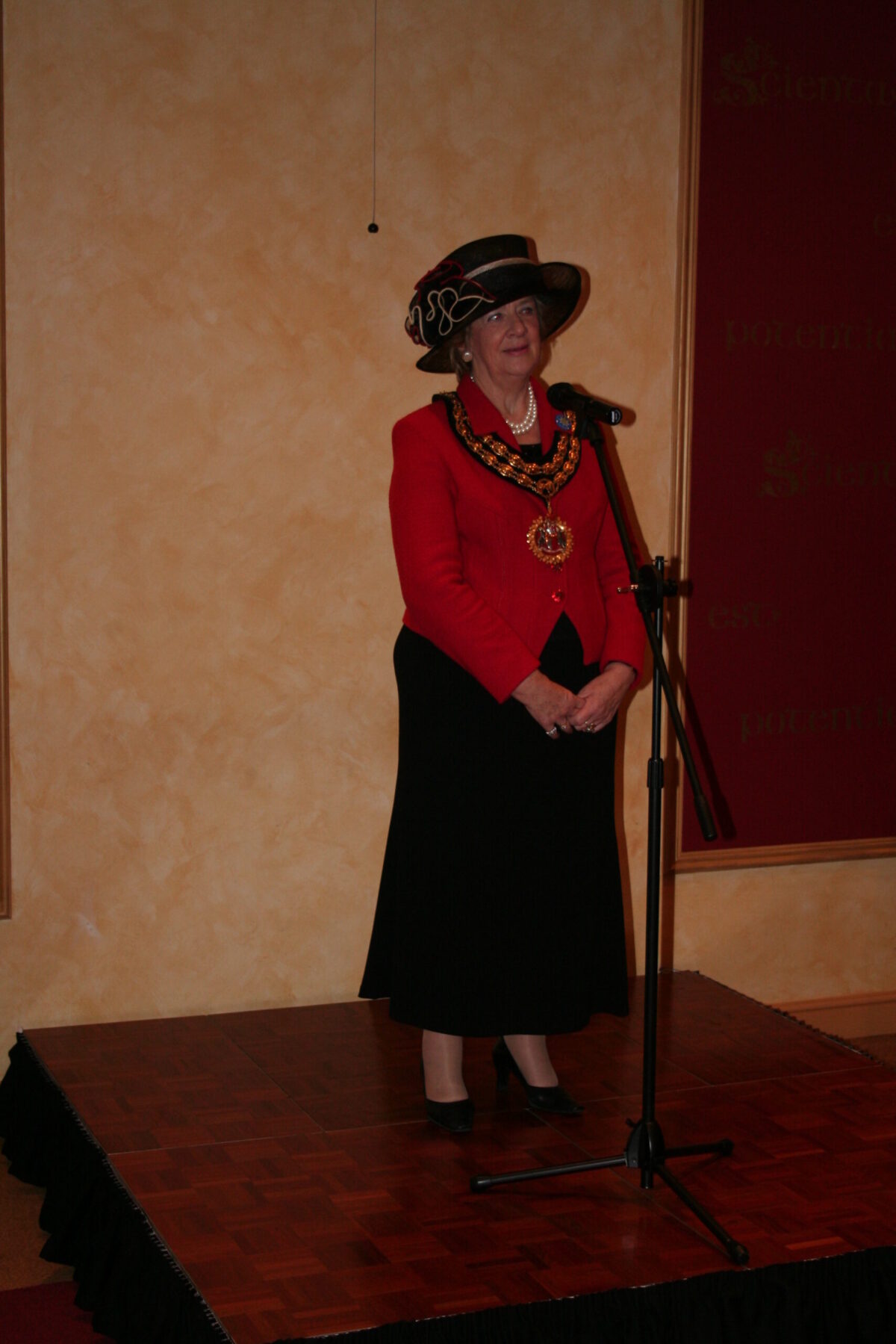 The Royal Anglian Regiment to exercise their right as Freemen of the Borough to parade through Hinckley town centre on 15th March 2007.