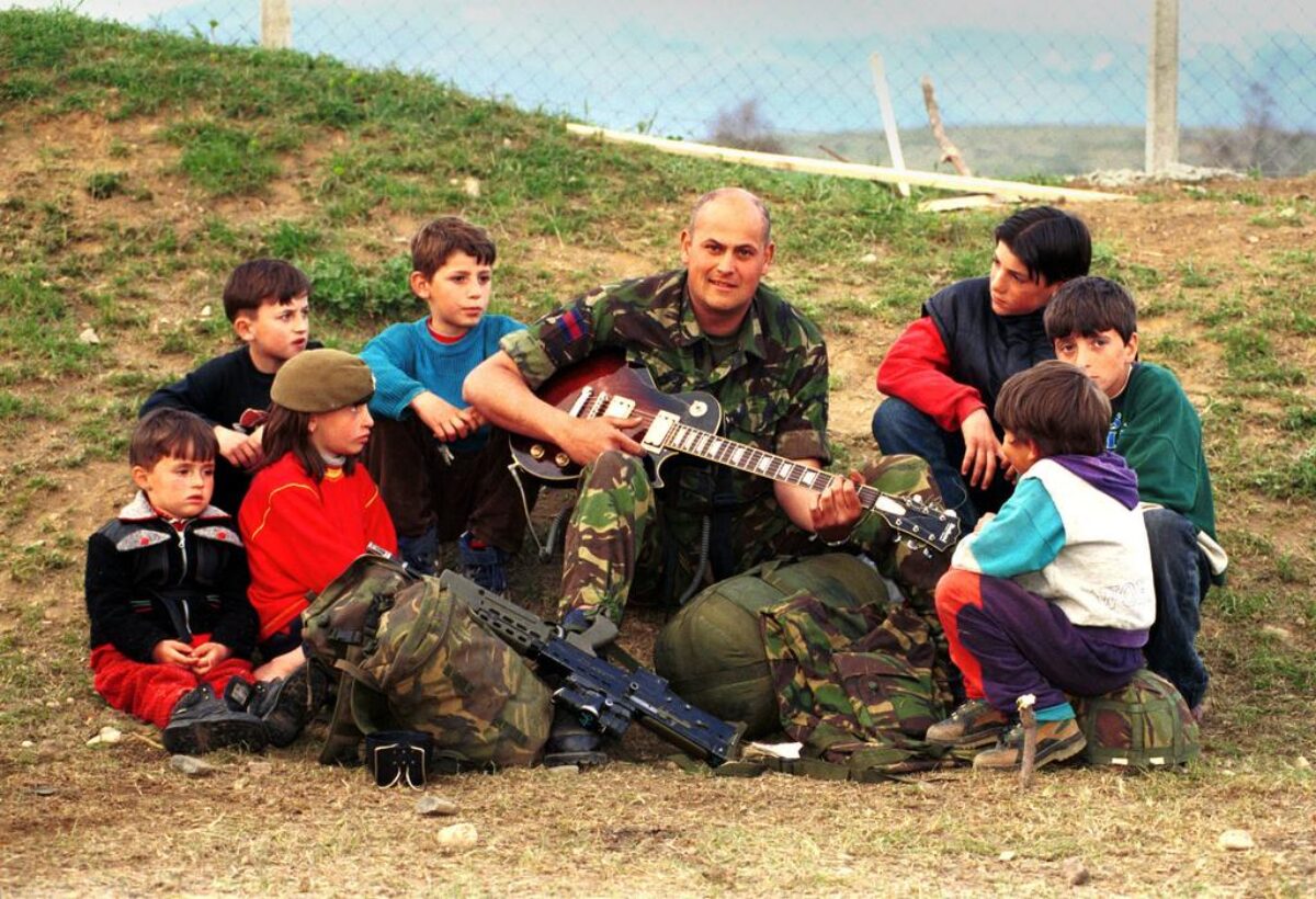 1st Battalion, Royal Anglian Regiment deployed to Kosovo in 1999