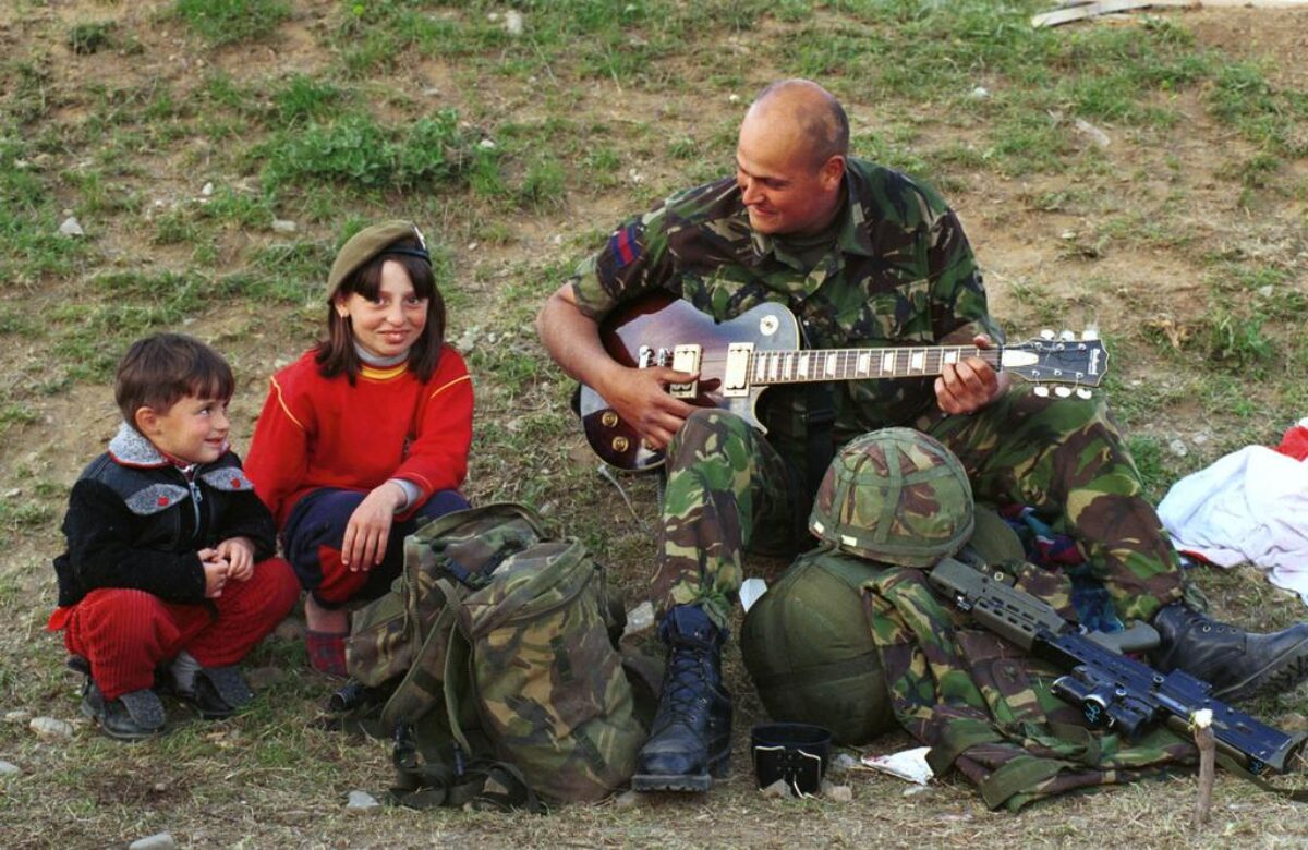 1st Battalion, Royal Anglian Regiment deployed to Kosovo in 1999
