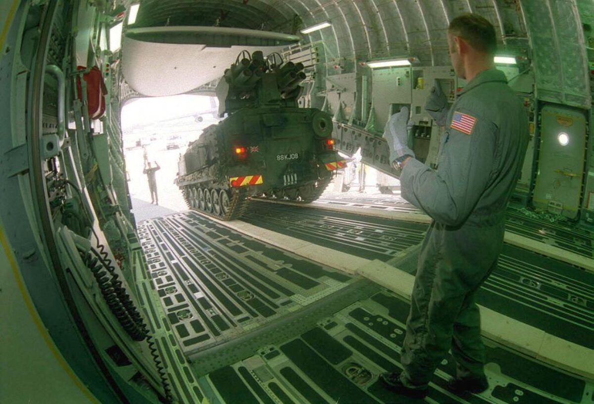 1st Battalion, Royal Anglian Regiment deployed to Kosovo in 1999