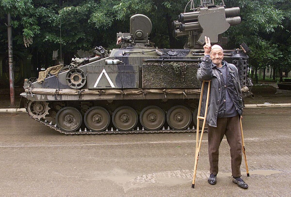 1st Battalion, Royal Anglian Regiment deployed to Kosovo in 1999