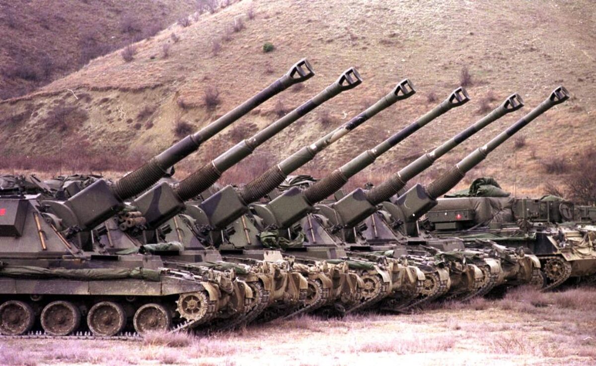 1st Battalion, Royal Anglian Regiment deployed to Kosovo in 1999