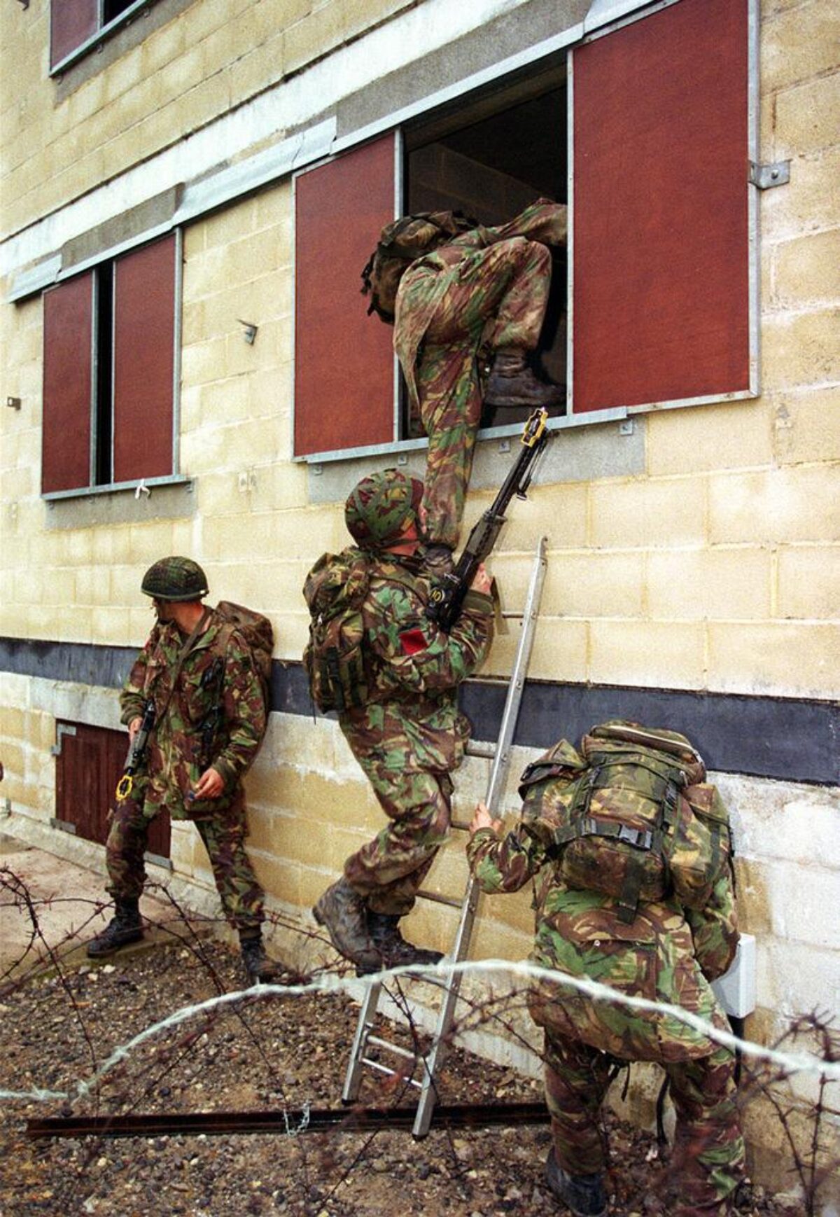 1st Battalion, Royal Anglian Regiment deployed to Kosovo in 1999