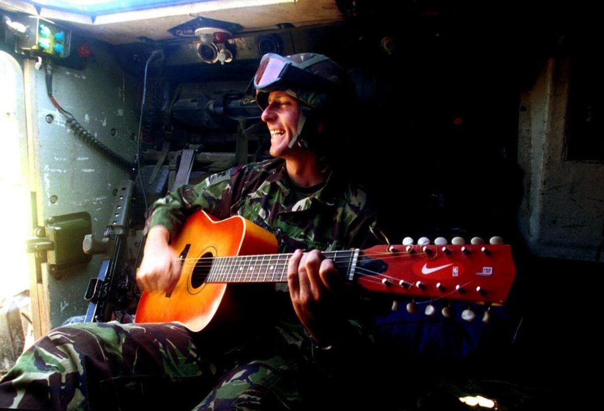 1st Battalion, Royal Anglian Regiment deployed to Kosovo in 1999