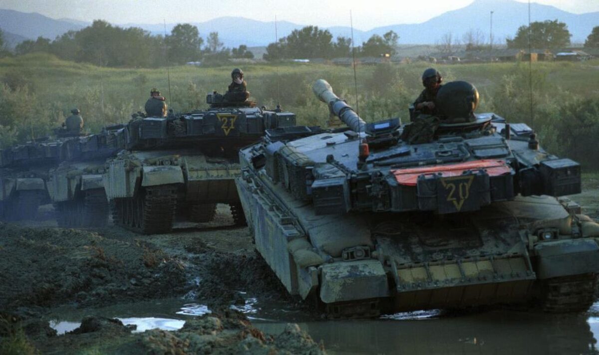 1st Battalion, Royal Anglian Regiment deployed to Kosovo in 1999