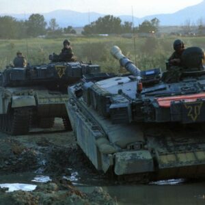 1st Battalion, Royal Anglian Regiment deployed to Kosovo in 1999