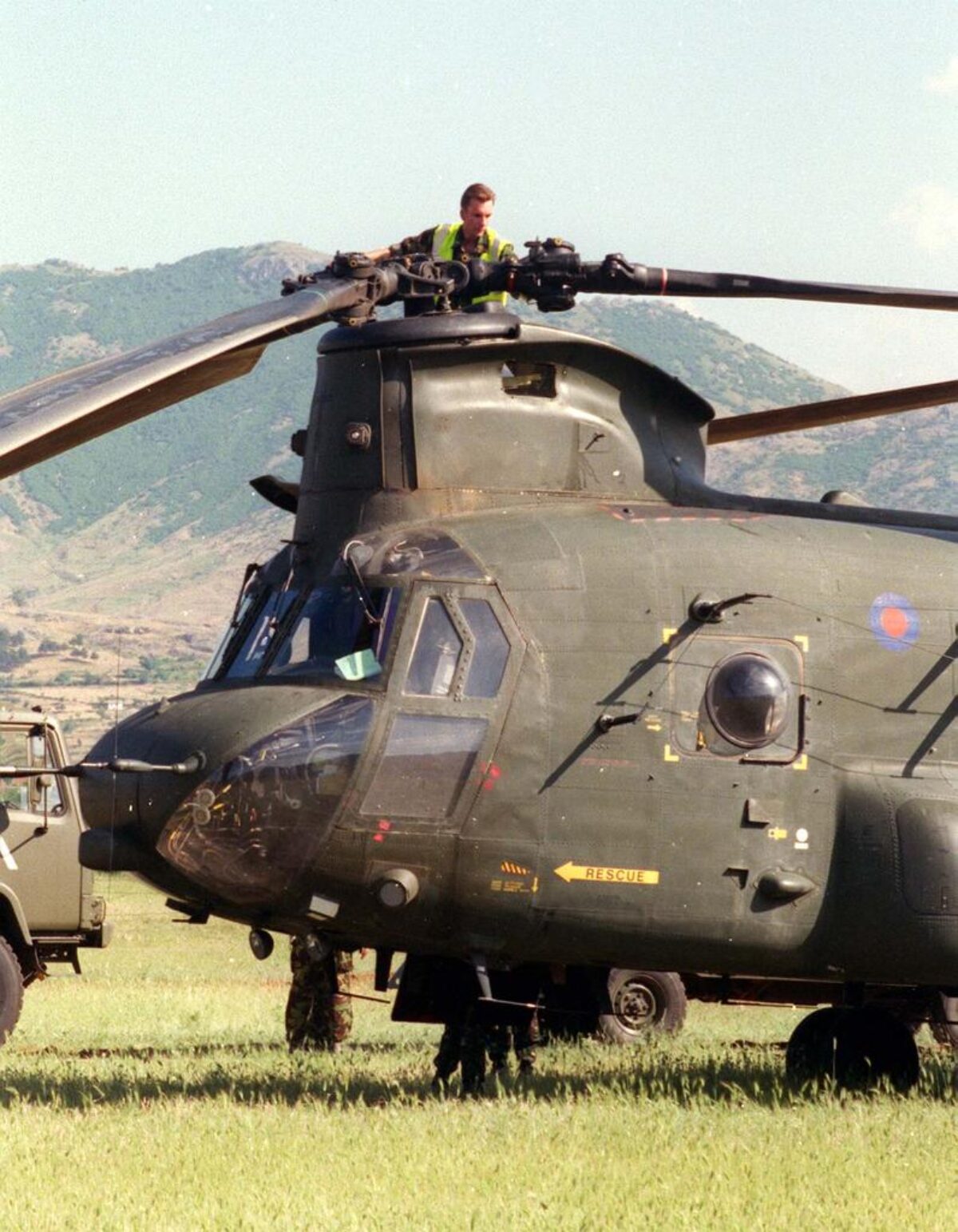 1st Battalion, Royal Anglian Regiment deployed to Kosovo in 1999
