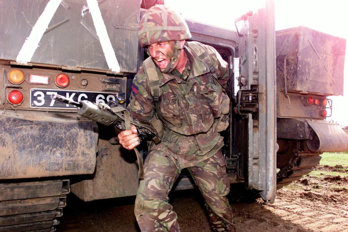 1st Battalion, Royal Anglian Regiment deployed to Kosovo in 1999