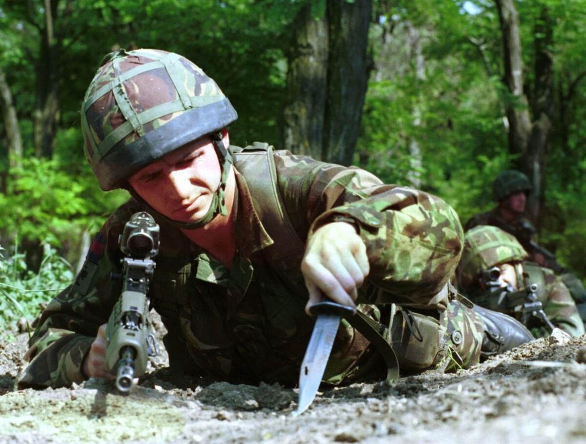 1st Battalion, Royal Anglian Regiment deployed to Kosovo in 1999
