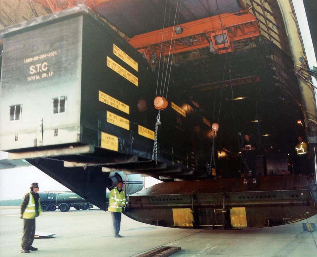 1st Battalion, Royal Anglian Regiment deployed to Kosovo in 1999