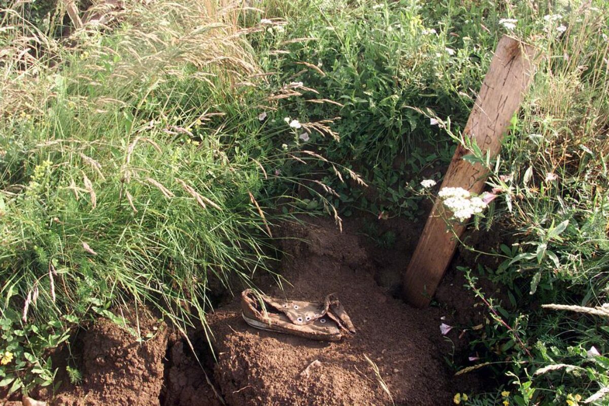 1st Battalion, Royal Anglian Regiment deployed to Kosovo in 1999
