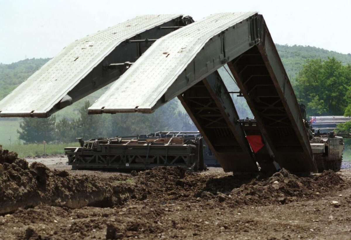 1st Battalion, Royal Anglian Regiment deployed to Kosovo in 1999