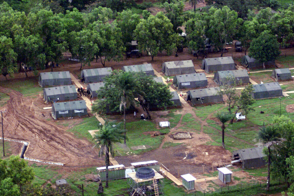 2nd Battalion Royal Anglian Regiment Sierra Leone in 2000.