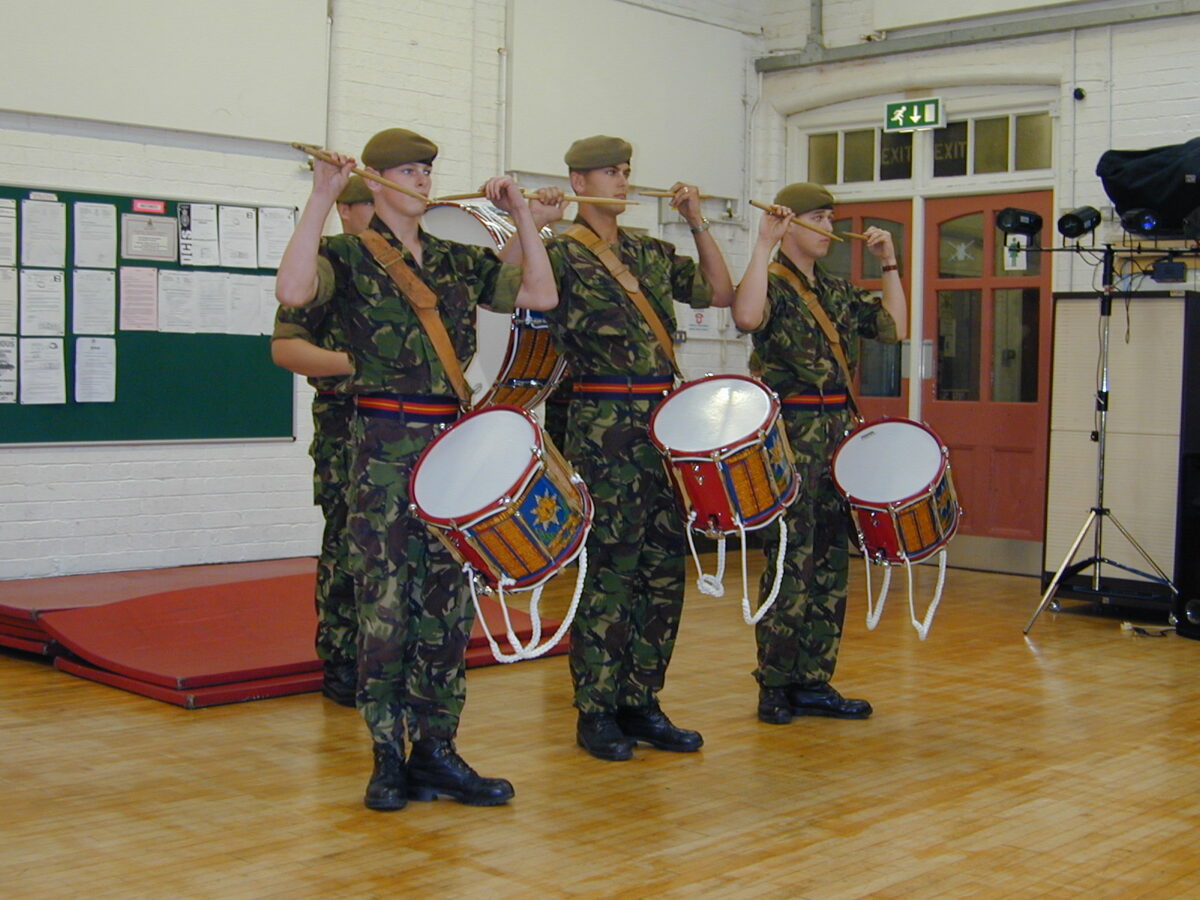 2nd Battalion, Royal Anglian Regiment KAPE Tour 2001-2002