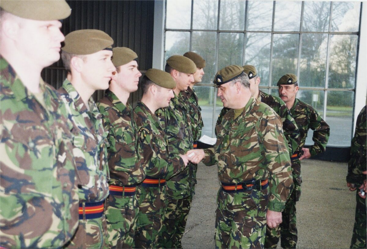 2nd Battalion Royal Anglian Regiment - Sierra Leone Deployment media presentations 2001 2nd Battalion Royal Anglian Regiment - Sierra Leone Deployment media presentations 2001