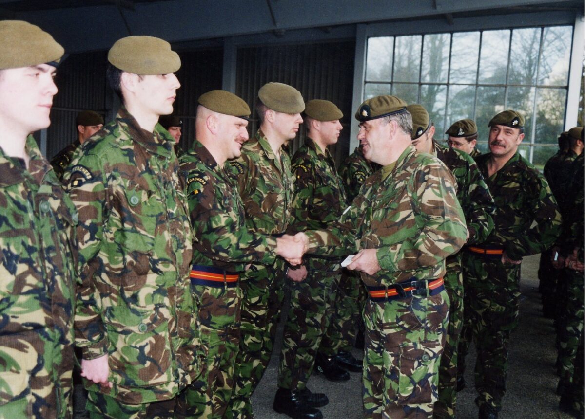 2nd Battalion Royal Anglian Regiment - Sierra Leone Deployment media presentations 2001 2nd Battalion Royal Anglian Regiment - Sierra Leone Deployment media presentations 2001