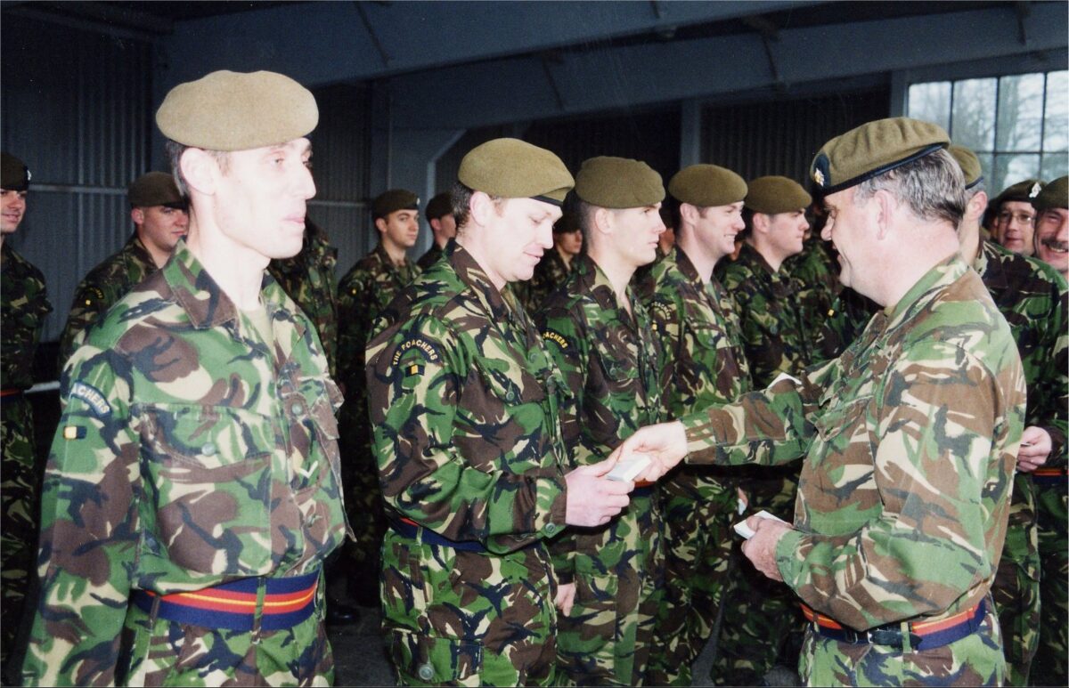2nd Battalion Royal Anglian Regiment - Sierra Leone Deployment media presentations 2001 2nd Battalion Royal Anglian Regiment - Sierra Leone Deployment media presentations 2001