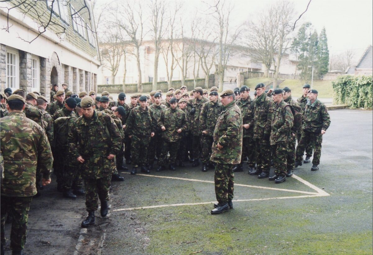 2nd Battalion Royal Anglian Regiment Op FRESCO - Fire strikes 2001 2nd Battalion Royal Anglian Regiment Op FRESCO - Fire strikes 2001