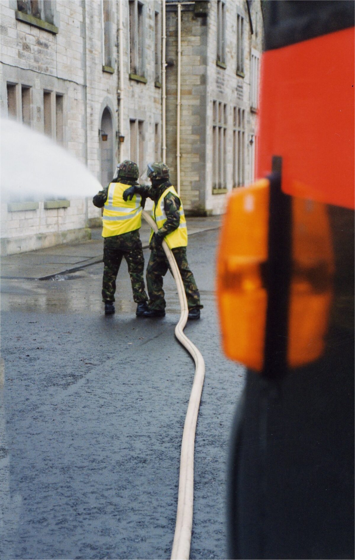 2nd Battalion Royal Anglian Regiment Op FRESCO - Fire strikes 2001