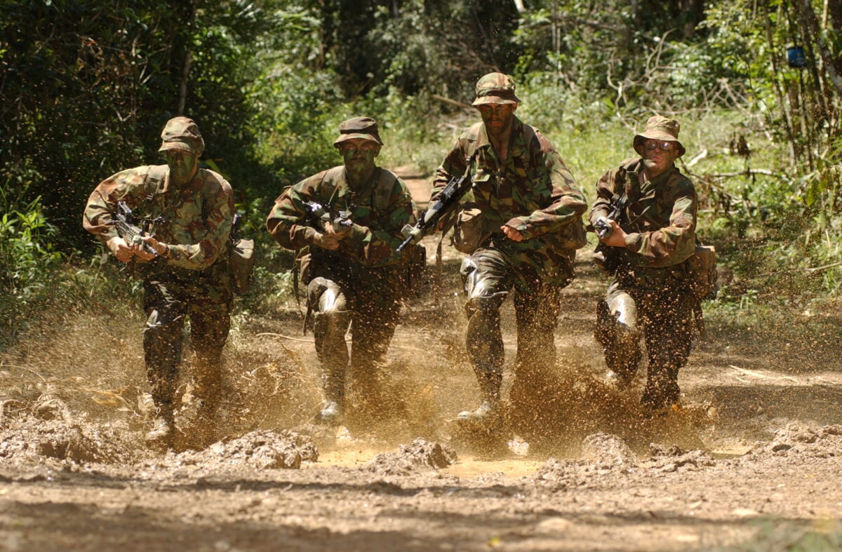 2nd Battalion, Royal Anglian Regiment in Belize 2001-2002