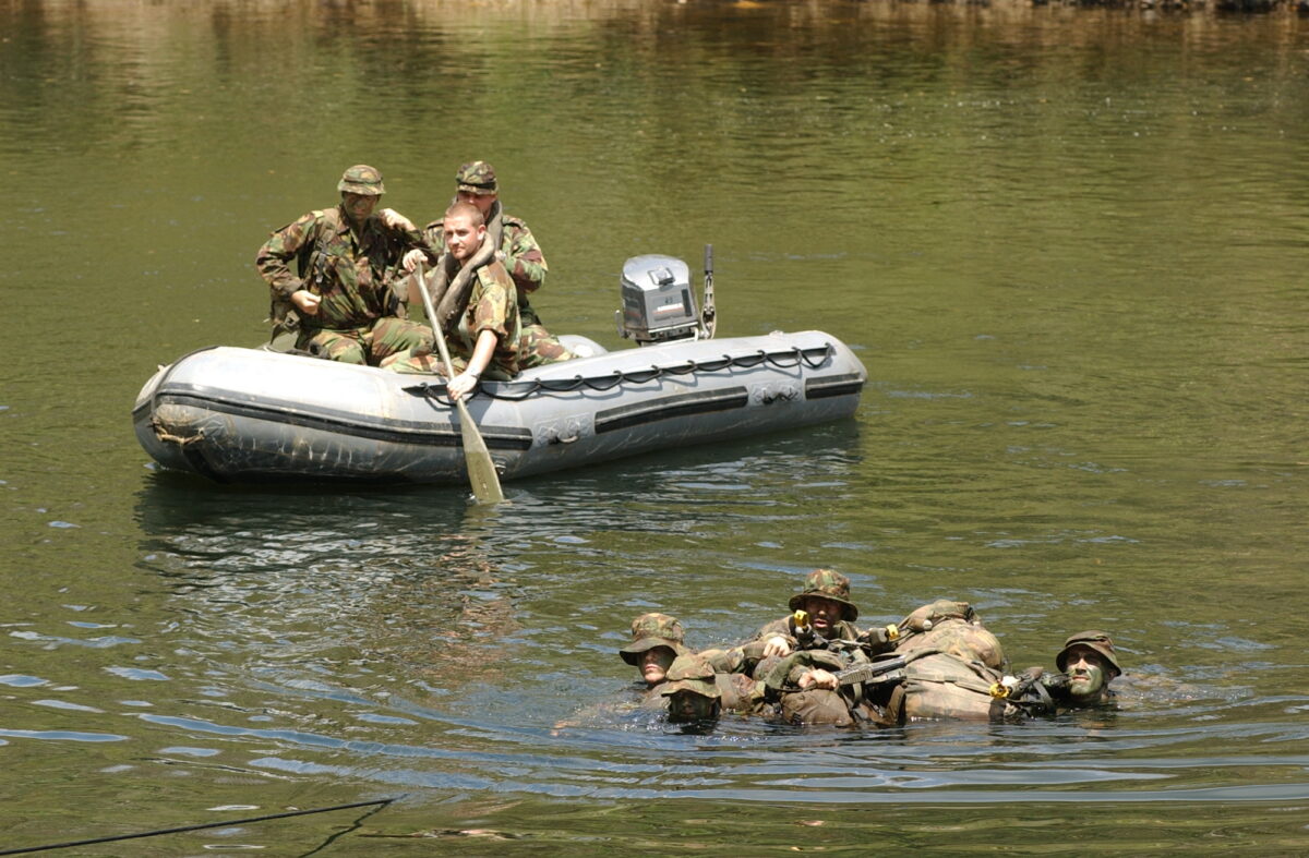 2nd Battalion, Royal Anglian Regiment in Belize 2001-2002