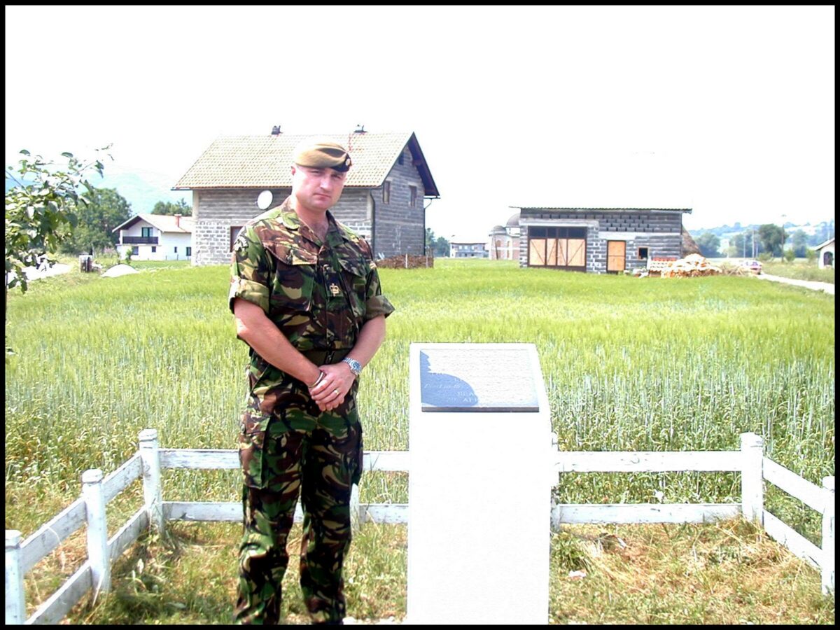 Capt Steve Wormold Memorial GV Bosnia Capt Steve Wormold Memorial GV Bosnia