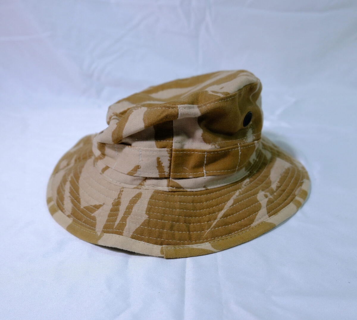 British Army Desert DPM (Disruptive Pattern Material) boonie hat, also referred to as a bush or tropical combat sun hat